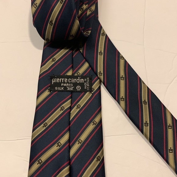 𝅺PIERRE Cardin Vintage Silk Ties- 2 for sale - Picture 7 of 10